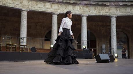 Cruz Sánchez de Lara elige Pedro del Hierro para la Alfombra de la Cultura y el Liderazgo Femenino