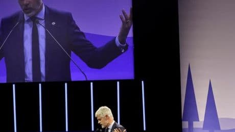 Vote de confiance : les députés Les Républicains auront « la liberté de vote », annonce Laurent Wauquiez