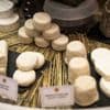 Deux personnes sont mortes de la listériose, le gouvernement évoque un "lien possible" avec des fromages faisant l'objet d'un rappel