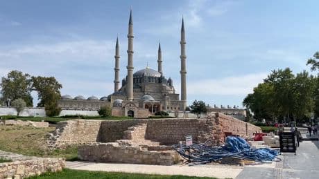 Selimiye Camii'nde UNESCO riski: Şehir Plancısı Döleneken: Artık 'Selimiye dünya mirası değil' diyebilirler