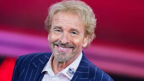 Showbusiness: Frisch in TV-Rente - Thomas Gottschalk wird 75