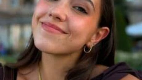 Inés Nieto, farmacéutica: "Para elegir el suplemento adecuado para la caída capilar, tienes que saber a qué se debe"