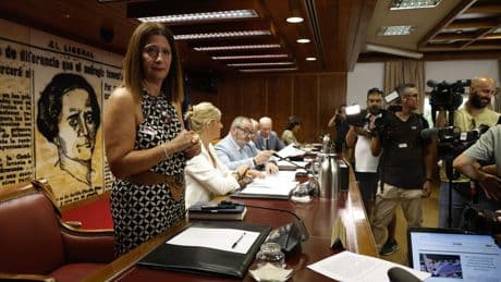 El PP reclama el pendrive de Leire Díez y cita a Chivite en el Senado el 29 de septiembre