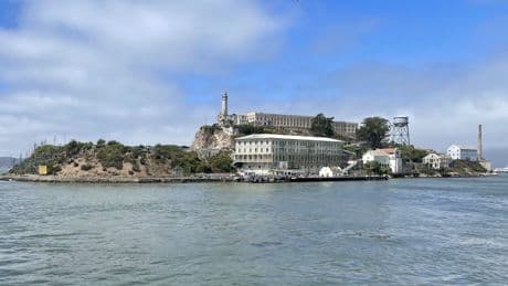 Trump, 60 yıldır kapalı olan Alcatraz hapishanesini yeniden açmak istiyor