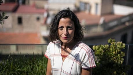Glòria de Castro: “Abans als contes hi sortia sang i mutilacions”