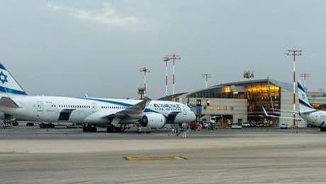 İsrail'deki Ben Gurion Havalimanı uçuşlara kapatıldı