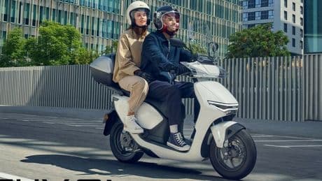 CUV e: la Honda si elettrizza. I motori zero emission sbarcano anche nelle due ruote