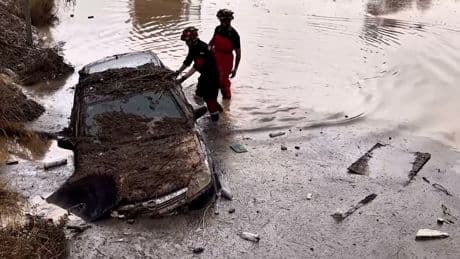 Schon wieder Flut-Alarm in Spanien - Mindestens zwei Menschen im Hochwasser vermisst