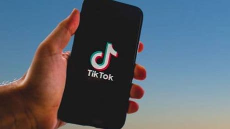 TikTok, eurostangata da mezzo miliardo di euro