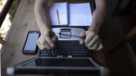 Podrías ahorrar hasta más de 100 euros al mes gracias al teletrabajo, según este informe