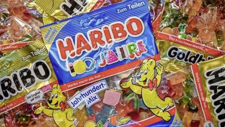 Cannabis in Haribo colaflesjessnoep, meerdere kinderen en volwassenen onwel