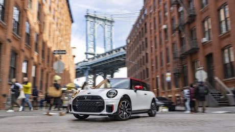 Nuevo Mini John Cooper Works: 231 CV y un consumo que no llega a los 7 l/100 km