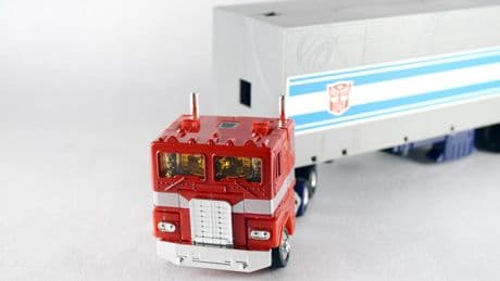 Missing Link Optimus Prime Toy Review: Right In The Feels