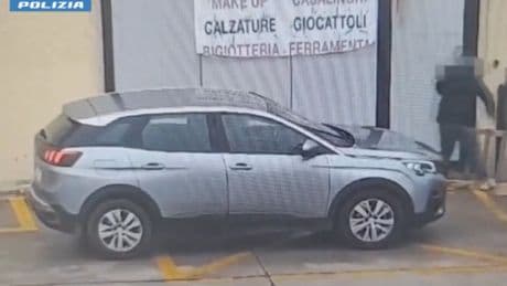 Soldi nascosti e app: così l'operazione “Tesori d’Oriente” ha smantellato la rete di riciclaggio cinese