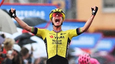 Marianne Vos pakt met minimaal verschil tweede etappezege in Vuelta Femenina