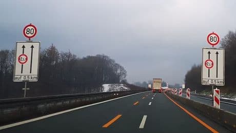 Bußgeld-Falle auf der Autobahn: Was viele Autofahrer in Baustellen nicht wissen