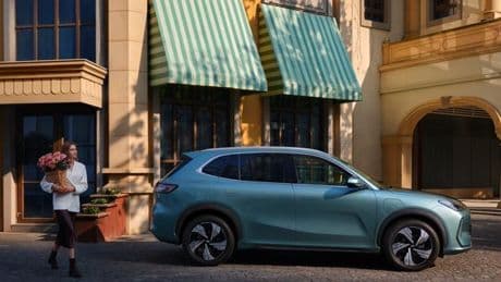Jameel Motors porta in Italia due nuovi Suv Geely: l’elettrico EX5 e un super-ibrido