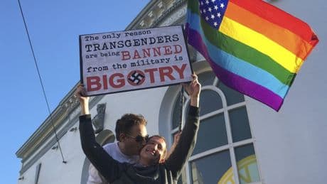 Liveblog USA unter Trump: Supreme Court stoppt Transgender-Bann im Militär nicht