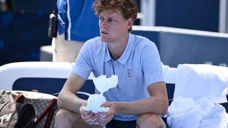 Jannik Sinner suffers injury scare ahead of US Open title defence