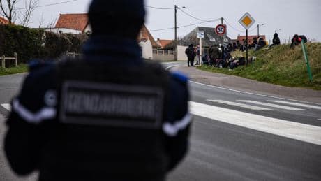 Dans le Pas-de-Calais, sept personnes soupçonnées d'être liées à un trafic de migrants arrêtées