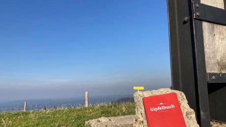 Traditionen: Berg digital: Smartphone statt Stift für Gipfelbucheintrag