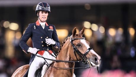 Quälte Tier mit Peitsche: Skandalreiterin Charlotte Dujardin darf wieder aufs Pferd