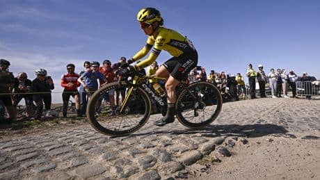 Cyclisme: la championne olympique de VTT Pauline Ferrand-Prévot remporte Paris-Roubaix féminin dès sa première participation