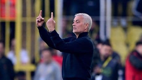 FENERBAHÇE HABERİ - Mourinho’ya Suudi Arabistan’dan çılgın teklif! İşte teklif edilen dev maaş