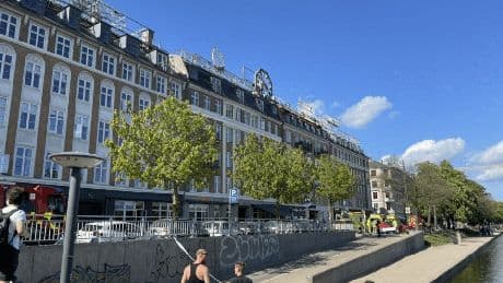 Multiple people injured as car smashes into crowd near Queen Louise’s Bridge in central Copenhagen