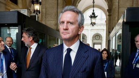 Mediobanca, la fine dell?autocrazia del manager: così le azioni si tornano a contare