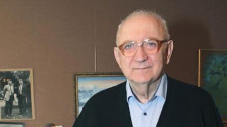 La mort d’Eldar Chenguelaïa, cinéaste géorgien au regard acéré sur le système soviétique