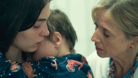 « L’Intérêt d’Adam » de Laura Wandel : face-à-face sous tension à l’hôpital