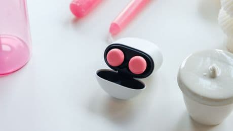 Google’s Pixel Buds Pro 2 are getting new AI-powered features in September