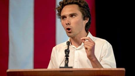 Le Parti démocrate en proie à une mutinerie, pour le plus grand plaisir de Trump