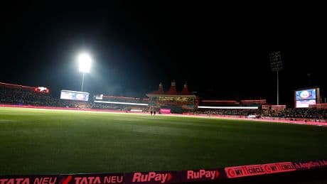 England cricket stars scrambling to escape India after IPL suspends league