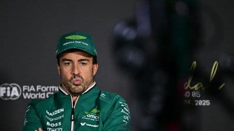 Fernando Alonso in disagreement with Lewis Hamilton as retirement feelings made clear