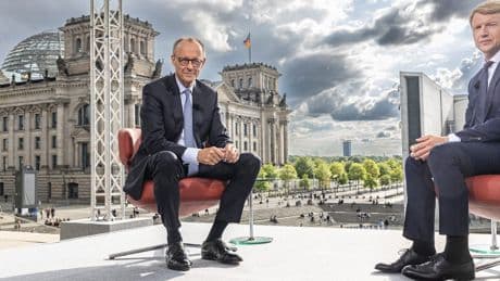Sommerinterview - Merz macht den Schönwetter-Kanzler