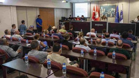 Başkan Ünsal’dan “mali zorluk” mesajı:“Yalnız bir belediyeyiz ama yılmadık, yılmayacağız”
