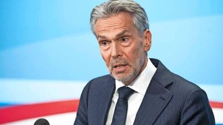 Schoof weigert handtekening brief maar wil wel discussie over uitzetten criminele asielzoekers
