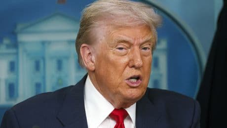 Trump se pone la chapa de alguacil