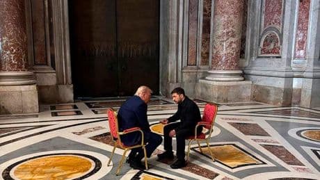 Friedensverhandlungen: Selenskyj und Europäer bei Trump: Frieden für die Ukraine?