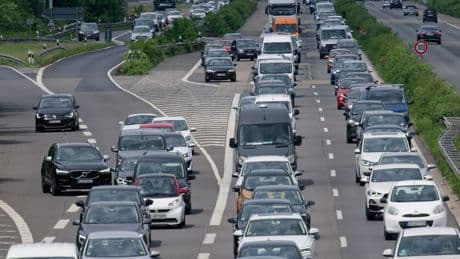 Verkehr: Hohe Staugefahr vor Fronleichnams-Wochenende