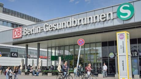 Berlin: Mann mit Stahlkugeln und Drogen am Bahnhof  Gesundbrunnen erwischt