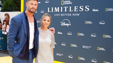 Elsa Pataky se reencuentra con Chris Hemsworth en Londres durante sus vacaciones familiares por Europa
