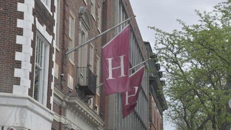 États-Unis : l’administration Trump interdit à Harvard d’accueillir des étudiants étrangers