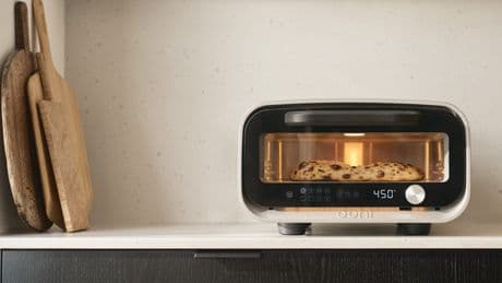 Ooni’s newest pizza oven adds AI to your slice