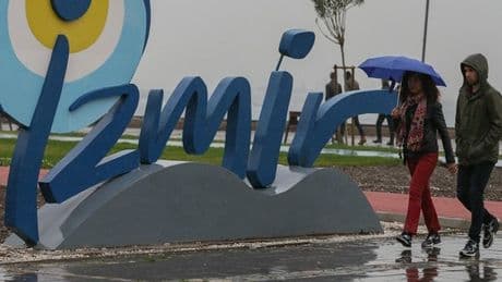 Yarın İzmir'de şemsiyesiz çıkan sırılsıklam olacak! İşte 1 Mayıs 2025 İzmir hava durumu...