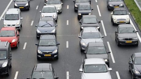 Rijkswaterstaat verwacht drukte door staking bij NS: mijd dinsdag als het kan de spits