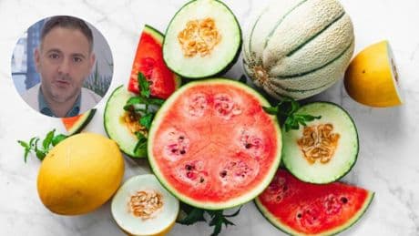 Carlos Morales, dermatólogo: “Las frutas pueden influir positivamente en la piel, pero también hay matices importantes que debemos tener en cuenta”