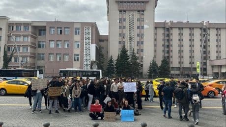 Ankara Medipol Üniversitesi öğrencileri: "Sıra arkadaşlarımızı bizimle hareket etmeye çağırıyoruz"